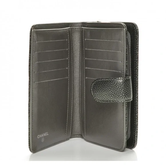 CHANEL Gunmetal Silver Caviar Leather Wallet with Iconic CC Logo - Picture 5 of 5